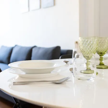 Navigli - Design With Netflix, Wi-fi, Ac Apartmán